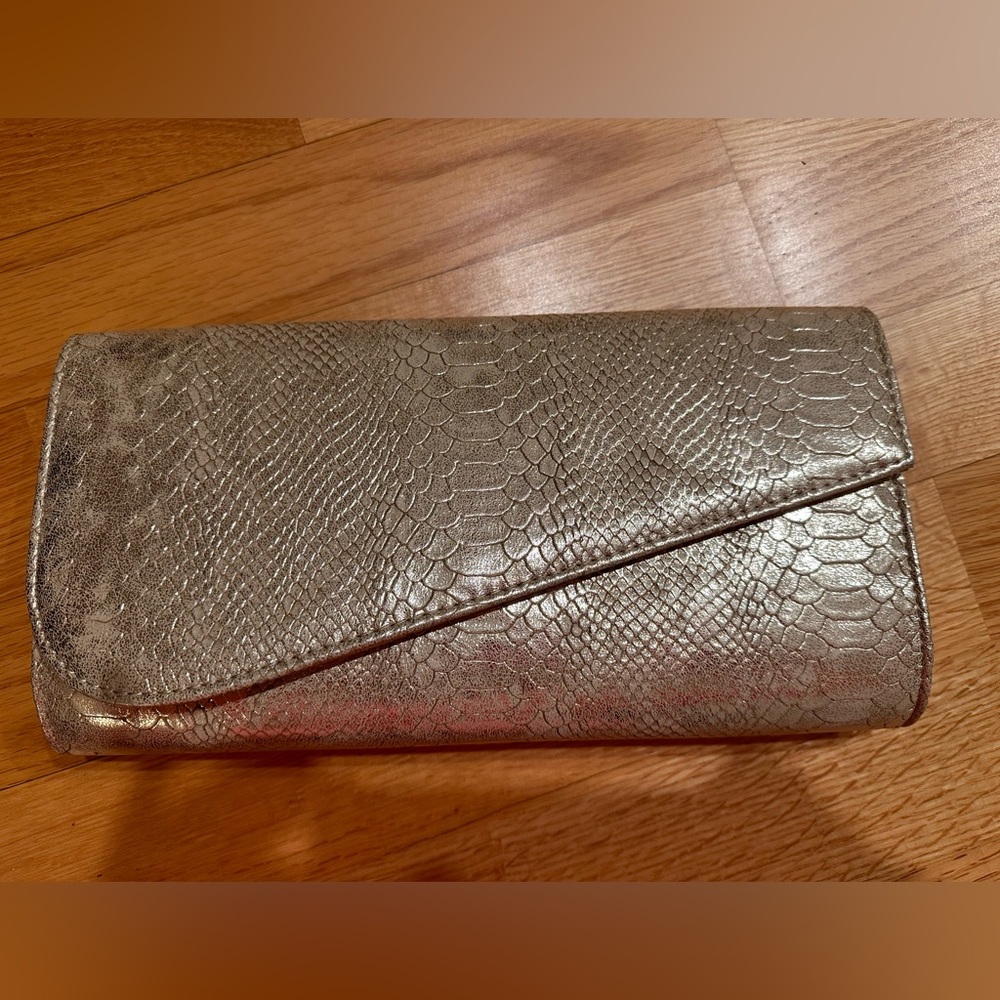 Gold Clutch